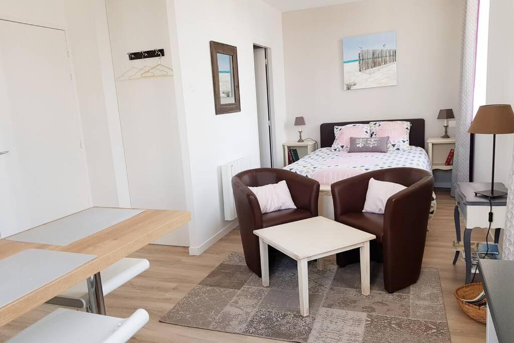 Studio Cosy Les Roses Tremieres 3 Etoiles Centre Plouharnel Proche Mer Eksteriør bilde